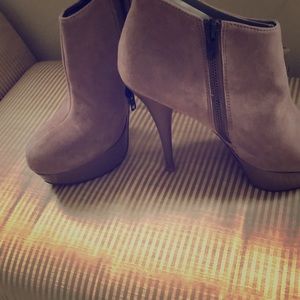 Steve Madden six inch heal suede leather bootie